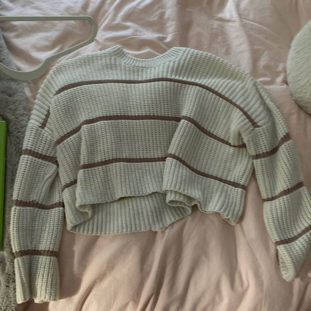 Cream and pink moon and madison cropped sweater